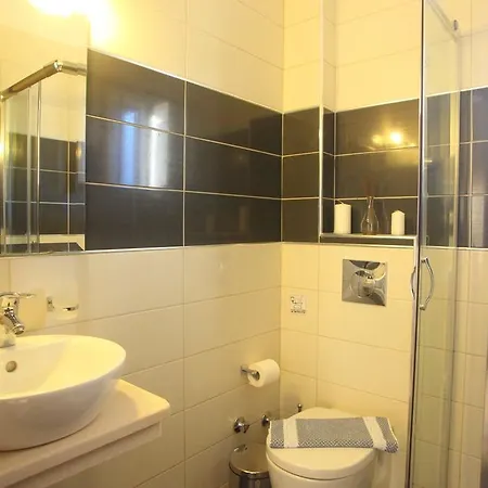 Aggelina Apartment